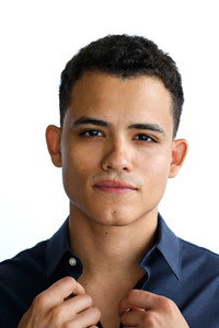 الممثل Eddie Ramos