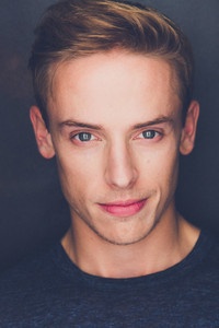 الممثل Edmund Donovan