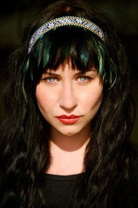 الممثل Elissa Dowling