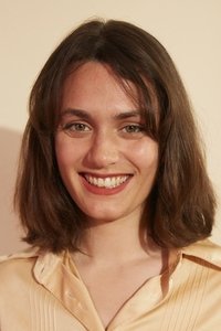 الممثل Ella Rumpf