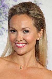الممثل Emilie Ullerup