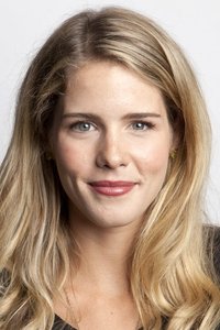 الممثل Emily Bett Rickards