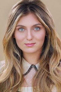 الممثل Emma Berman