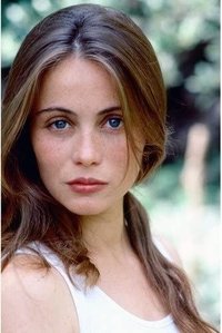الممثل Emmanuelle Béart