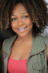 الممثل Emyri Crutchfield