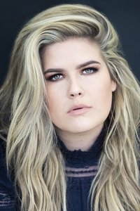 الممثل Erica Lindbeck