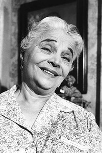 الممثل Esther Minciotti