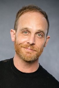 الممثل Ethan Embry