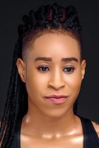 الممثل Evyn George