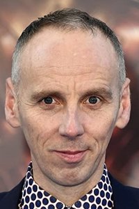 الممثل Ewen Bremner