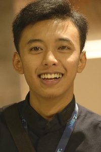 الممثل Fajar Nugra