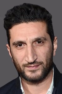 المخرج Fares Fares