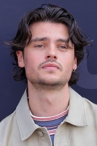 الممثل Felix Mallard