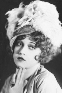 الممثل Florence Lee