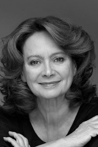 الممثل Francesca Annis