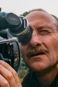 المخرج Francis Megahy