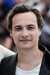 الممثل Frank Dillane