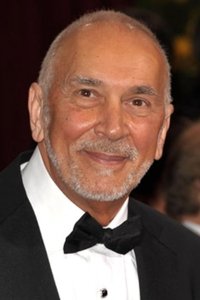 الممثل Frank Langella