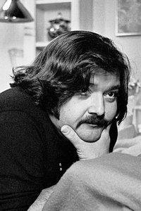 المخرج Frank Perry