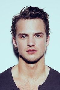 الممثل Freddie Stroma
