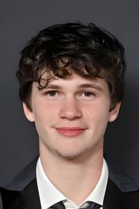 الممثل Gabriel Bateman