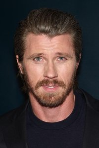 الممثل Garrett Hedlund