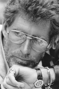 المخرج Gary Nelson