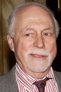 المخرج Gene Saks