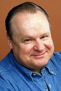 الممثل George Dzundza