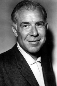 المخرج George Seaton