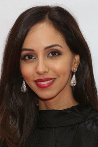 الممثل Gia Sandhu