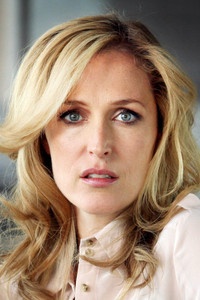 الممثل Gillian Anderson