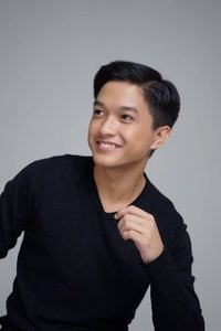 الممثل Gold Aceron