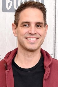 المخرج Greg Berlanti