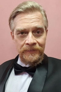 الممثل Heinz K. Krattiger