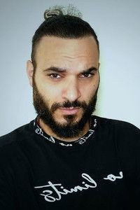 الممثل Henry Andrawes