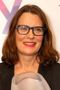 المخرج Hettie Macdonald