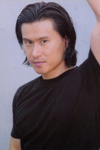 الممثل Ho-Sung Pak