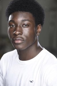 الممثل Hope Ikpoku Jnr