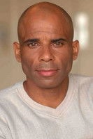 الممثل Howard Dell