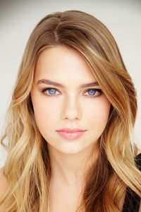 الممثل Indiana Evans