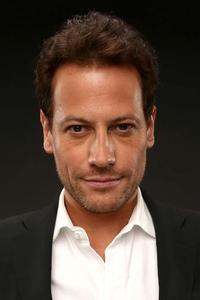 الممثل Ioan Gruffudd