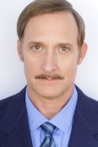 الممثل JR Reed