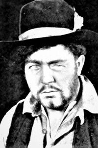 الممثل J. Gordon Russell