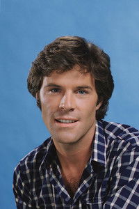 الممثل James Houghton