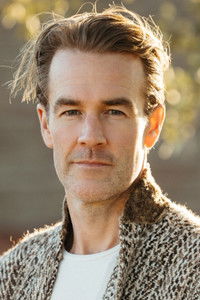 الممثل James Van Der Beek