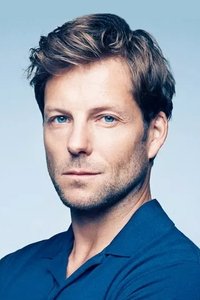 الممثل Jamie Bamber