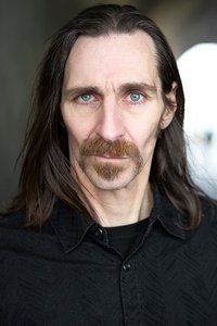 الممثل Jase Rivers