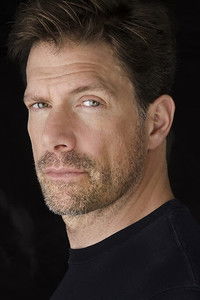 المخرج Jason Brooks