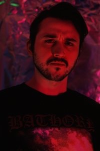 الممثل Jay Karales